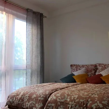 Bodo Apartman * Μίσκολτς